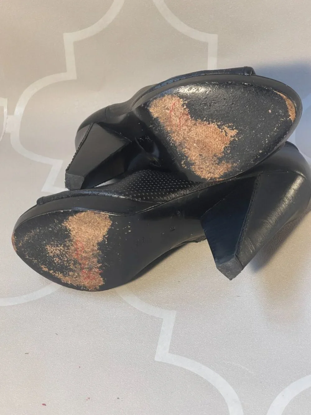 Belle by Sigerson Morrison used good